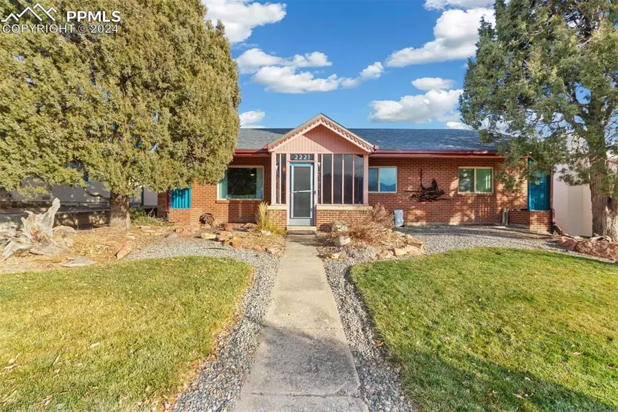 2221 N Meade AVE, Colorado Springs, CO 80907