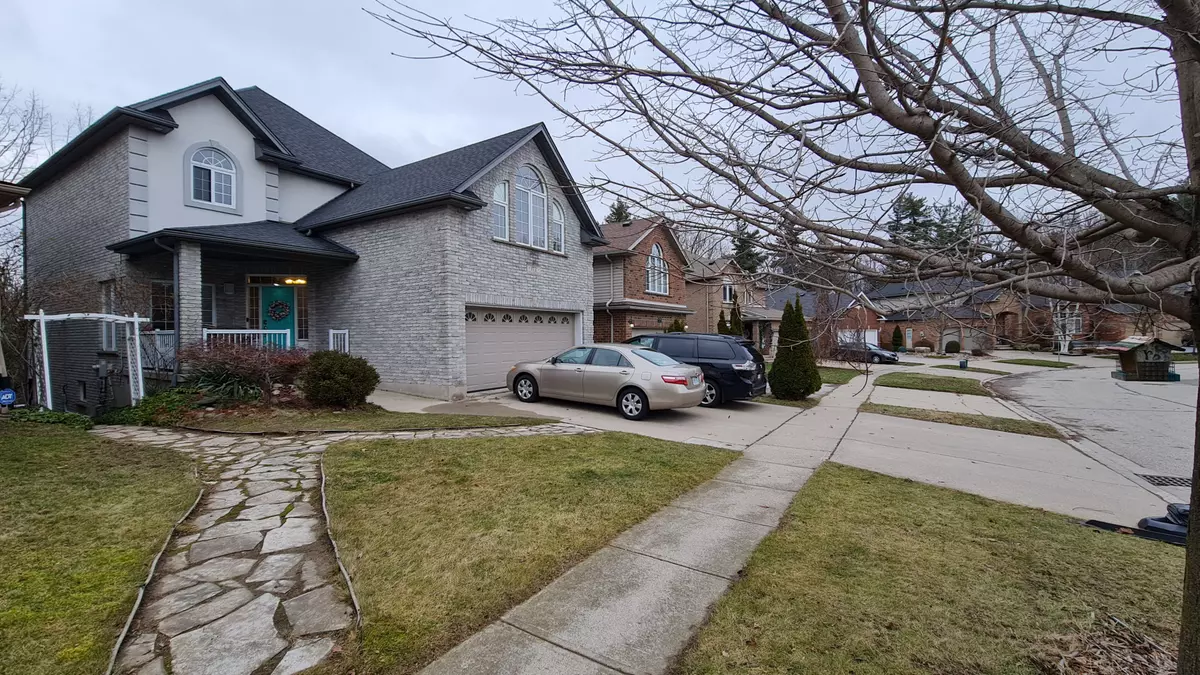 Cambridge, ON N1R 8P6,172 Lena CRES #Lower