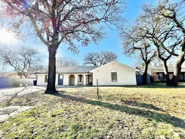 Denison, TX 75020,1507 S Hyde Park Avenue