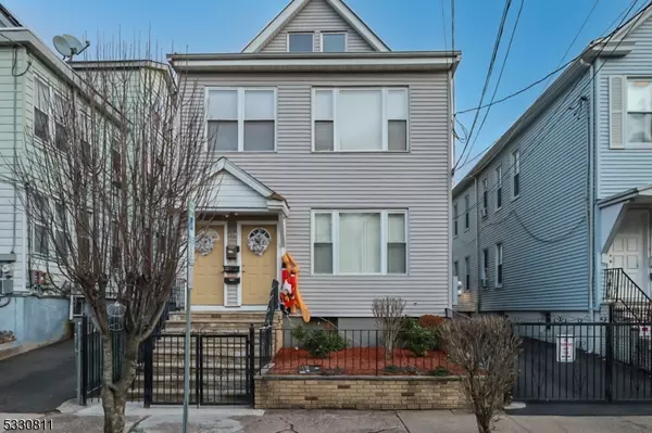 411 E 28th St #3, Paterson City, NJ 07514