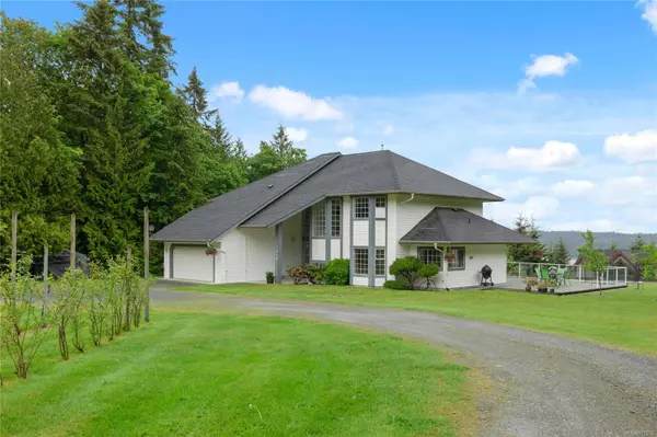 408 Hall Rd, Ladysmith, BC V9G 1V8