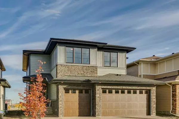 52 Legacy Forest LNDG Southeast, Calgary, AB T2X0X6