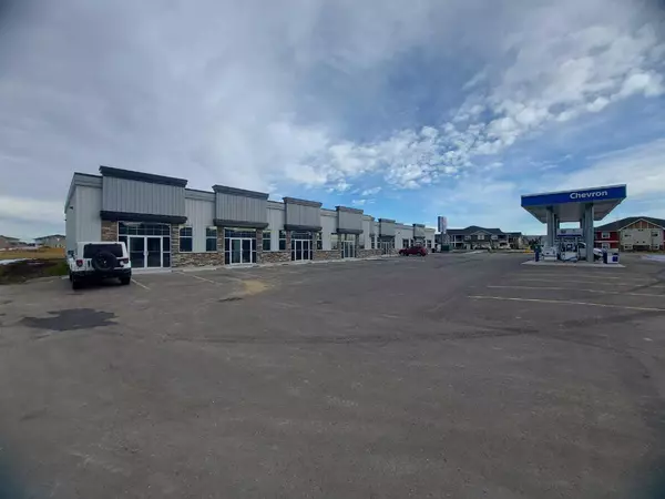 Blackfalds, AB T0M 0J0,5302 Vista TRL