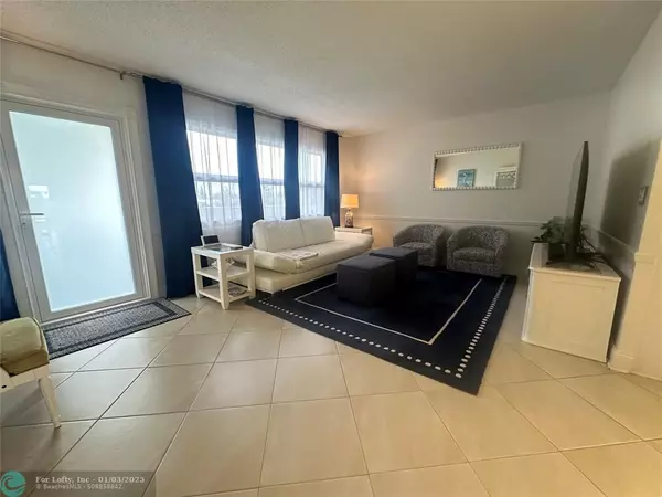 Deerfield Beach, FL 33442,3007 Newport G  #3007