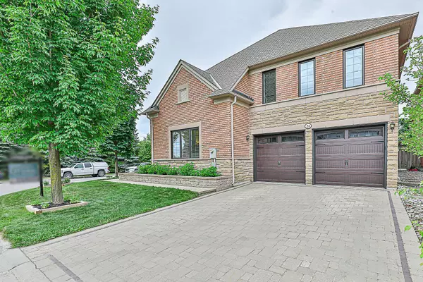 Richmond Hill, ON L4E 4B9,21 Courtney CRES