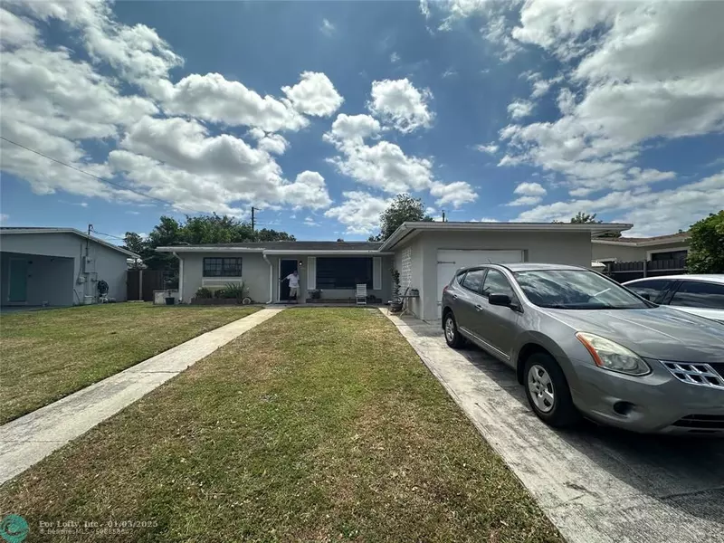 6418 SW 7th St, Pembroke Pines, FL 33023