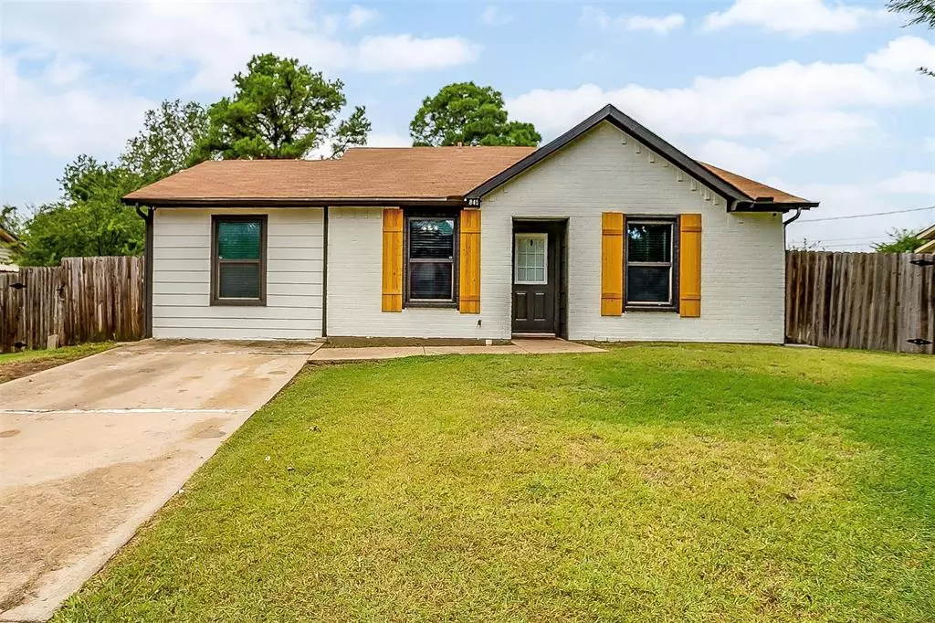 Burleson, TX 76028,845 Pine Mountain Drive