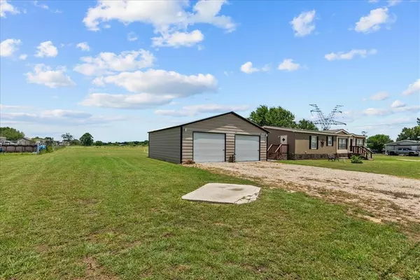 Joshua, TX 76058,8140 County Road 1010