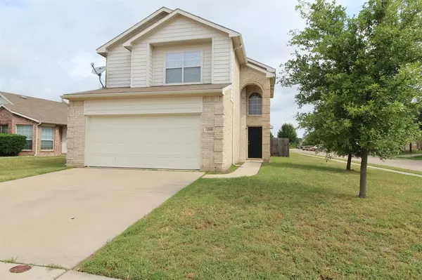 1100 Boxwood Drive, Crowley, TX 76036