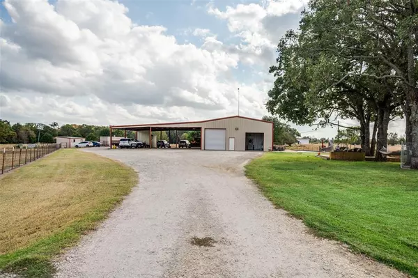 800 Vz County Road 2807, Mabank, TX 75147