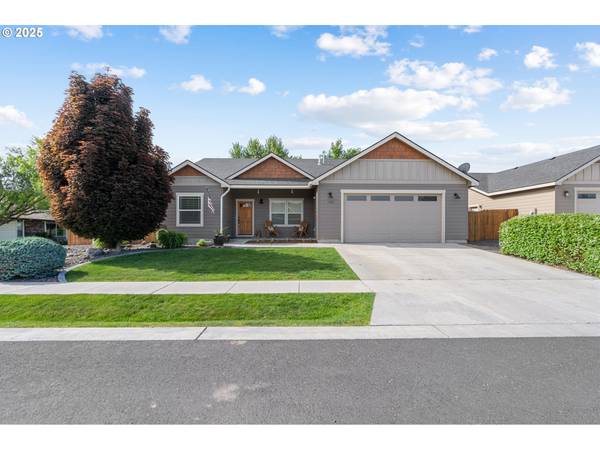 Hermiston, OR 97838,1003 SW OLIVE CT