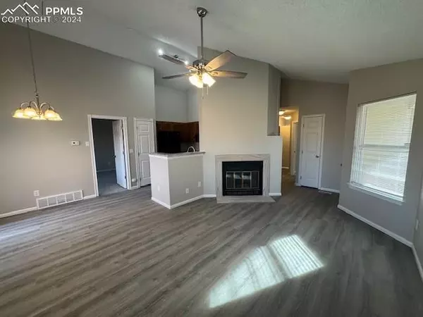 Colorado Springs, CO 80911,504 Dix CIR