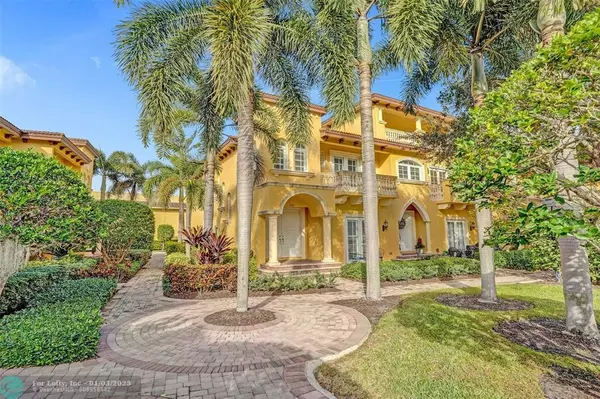 320 NE 69th Cir  #320, Boca Raton, FL 33487