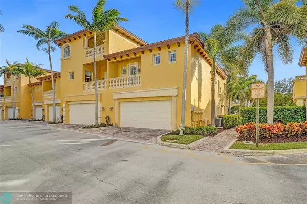 Boca Raton, FL 33487,320 NE 69th Cir  #320