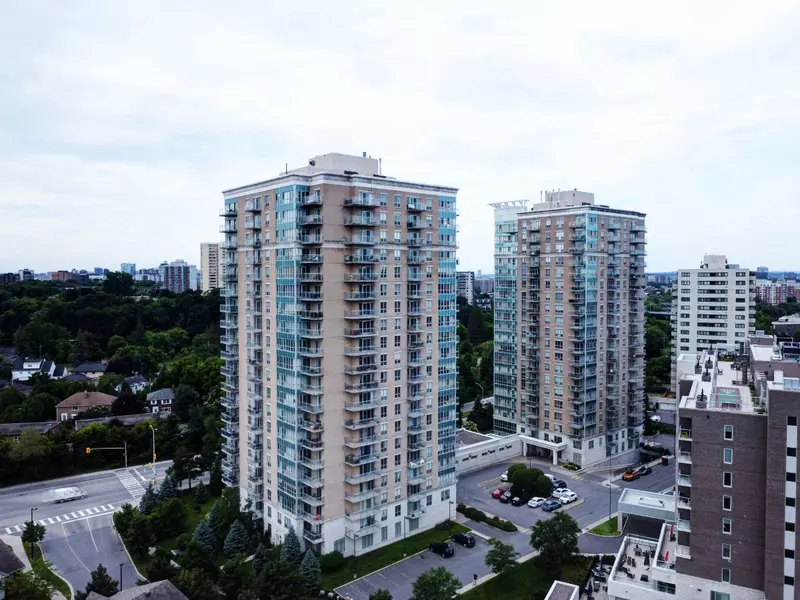 90 LANDRY ST #203, Vanier And Kingsview Park, ON K1L 0A9