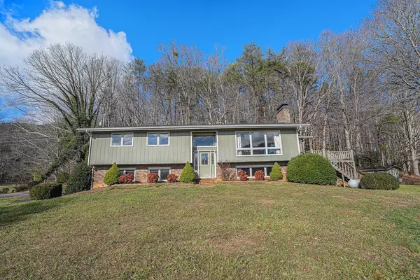 152 Deerbrook Lane, Murphy, NC 28906