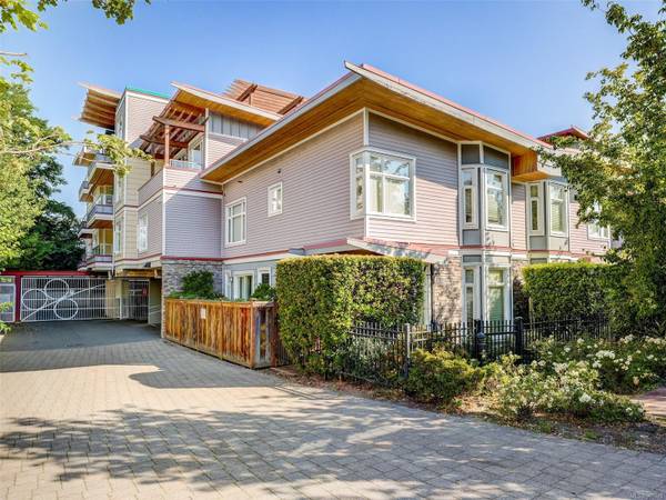 1510 Hillside Ave #202, Victoria, BC V8T 2C2