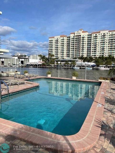 Fort Lauderdale, FL 33306,2900 NE 30th St  #5a