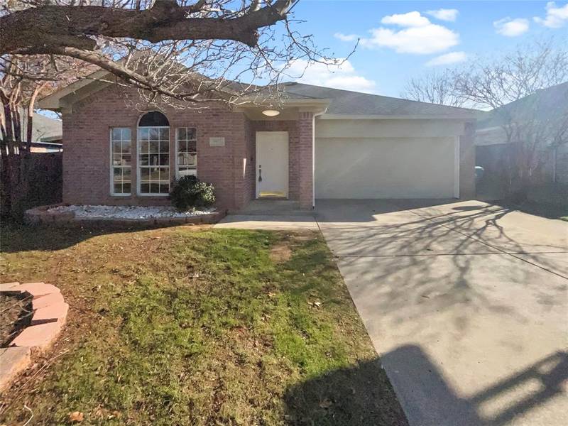 3925 Overlake Drive, Denton, TX 76210