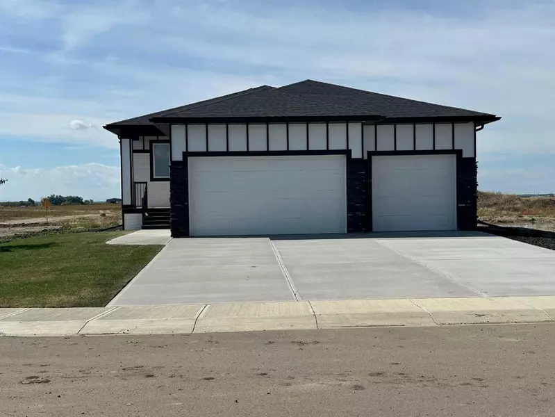 3450 Victory Way, Olds, AB T4H 0G8