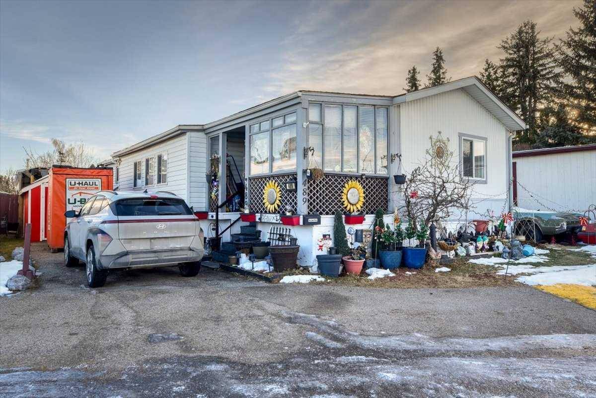 Calgary, AB T3B 5P4,3223 83 ST Northwest #489