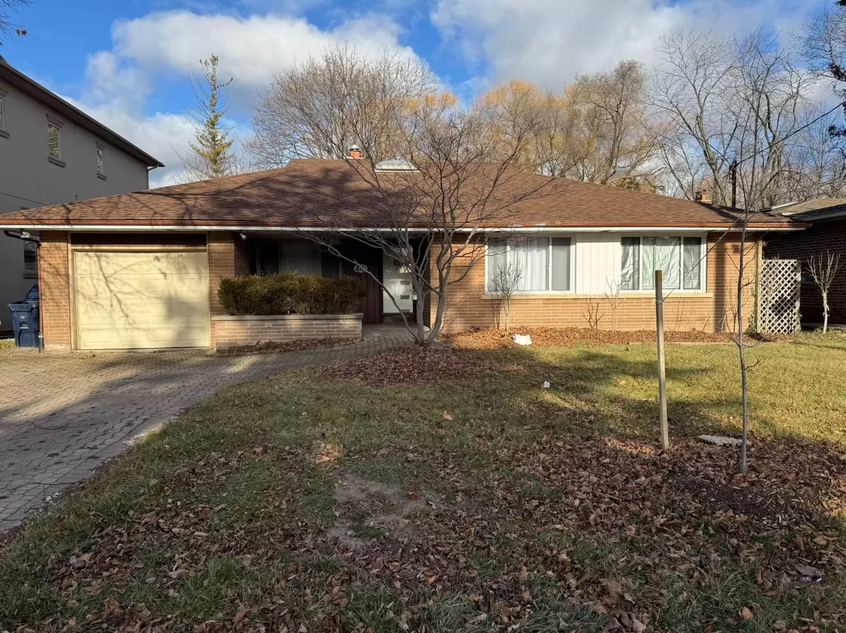 Toronto C15, ON M2K 1M5,44 Hawksbury DR