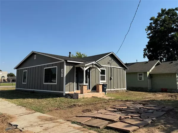 509 E Pine Avenue, Enid, OK 73701