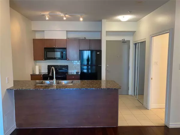 Mississauga, ON L5B 0C2,3525 Kariya DR #507