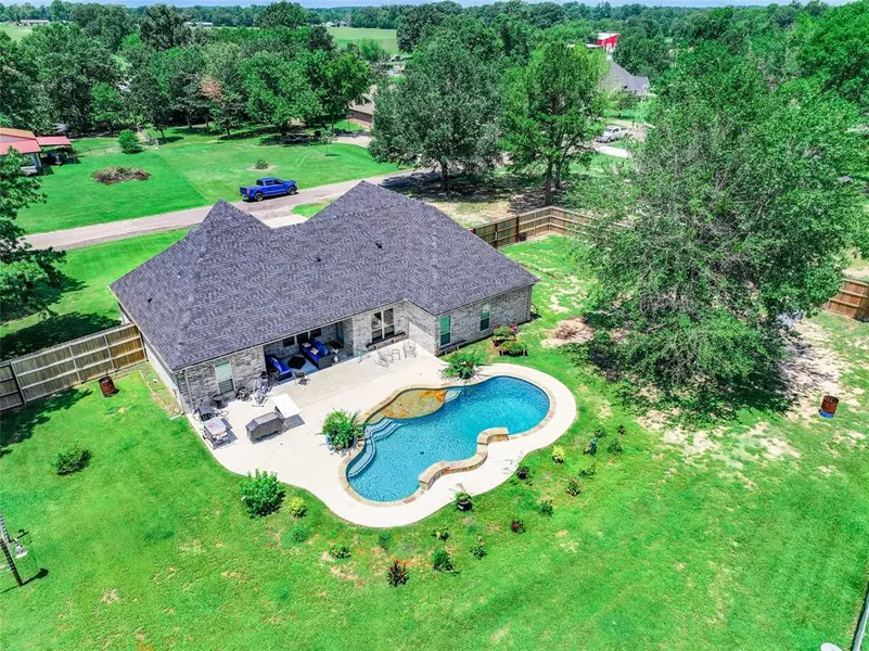 242 County Road 2910, Mineola, TX 75773