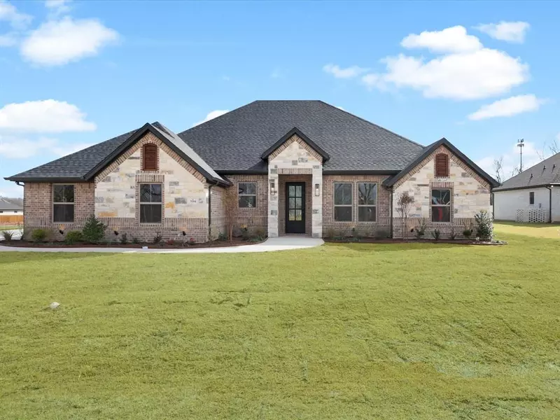 3104 Hazlewood Road, Granbury, TX 76049