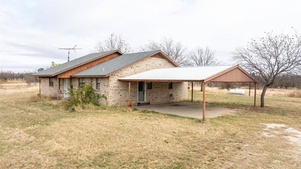 600 County Road 427, De Leon, TX 76444