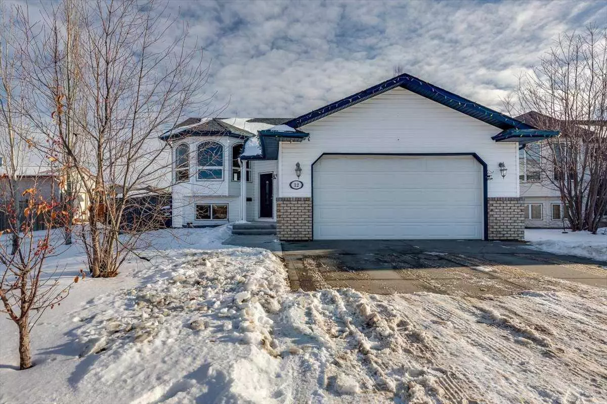 Sylvan Lake, AB T4S 2K3,12 Hagerman Close