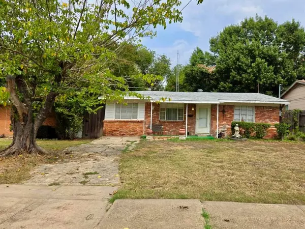 4307 Bonham Street, Dallas, TX 75229