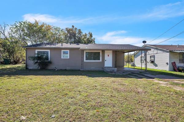 1208 Monroe Street, Graham, TX 76450