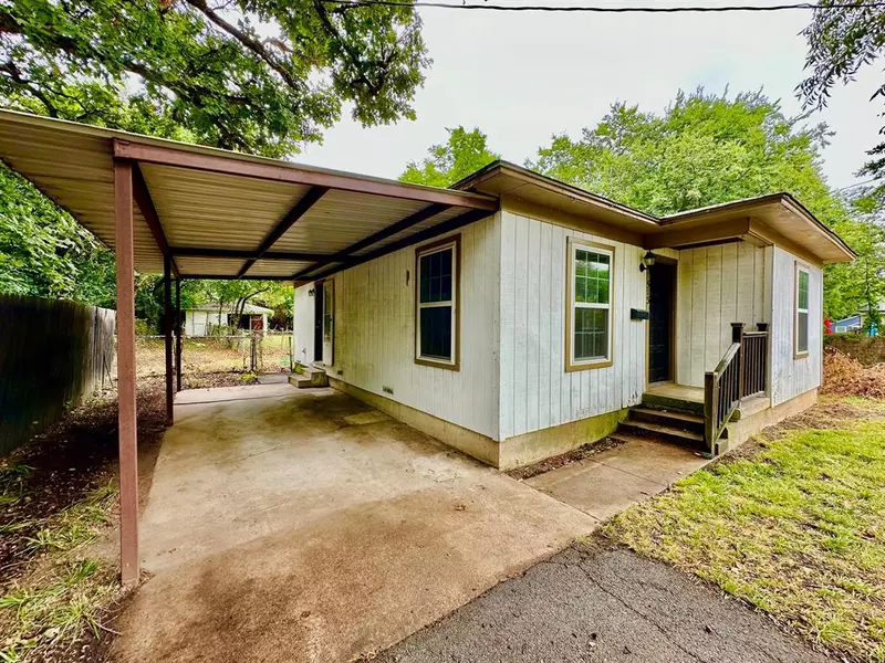 513 N Maple Street, Sherman, TX 75092