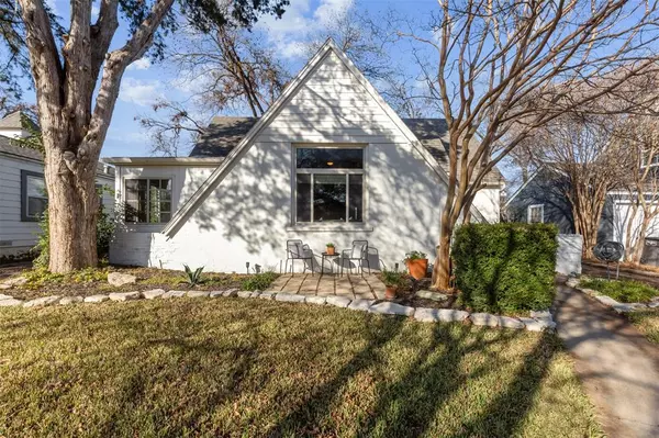 3916 El Campo Avenue, Fort Worth, TX 76107