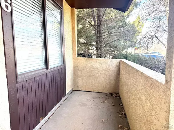 Pueblo, CO 81001,6 Pineridge Court