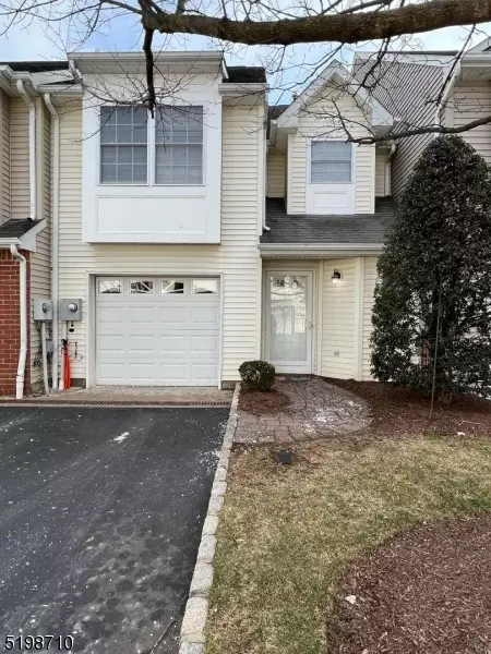 Berkeley Heights Twp., NJ 07922,20 Helen Way