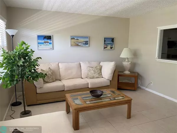 Deerfield Beach, FL 33442,4114 Cambridge E  #4114