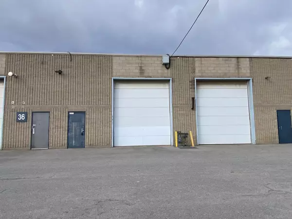 Niagara, ON L2M 6S9,113-115 CUSHMAN RD #35