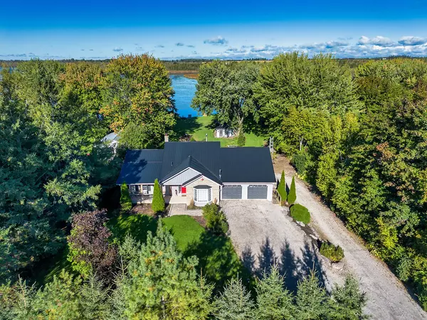 Kawartha Lakes, ON K0M 2C0,262 Port Hoover RD