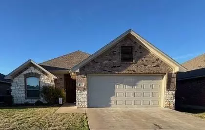 4500 Sapphire Lane, Granbury, TX 76049