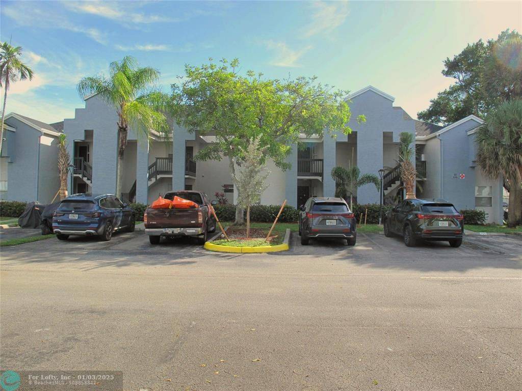 Pembroke Pines, FL 33025,475 SW 113th Way  #475