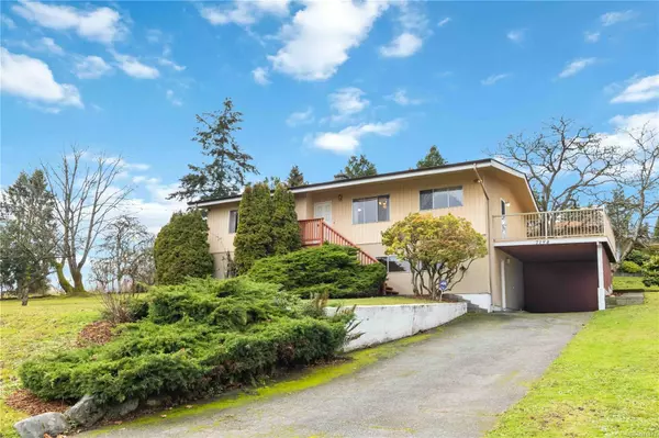 Central Saanich, BC V8M 1M2,7194 Veyaness Rd