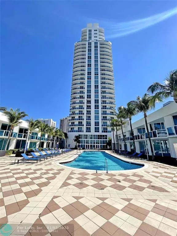 Hallandale Beach, FL 33009,1945 S Ocean Dr  #307