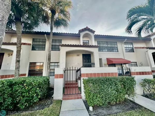 608 Lincoln Court  #608, Deerfield Beach, FL 33442