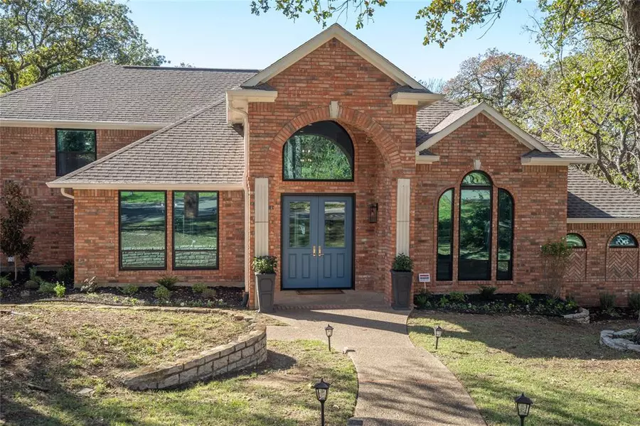 7015 Woodridge Drive, Flower Mound, TX 75022