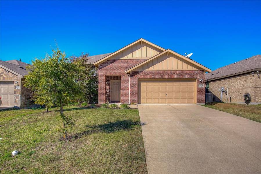 9225 Switchgrass Lane, Forney, TX 75126