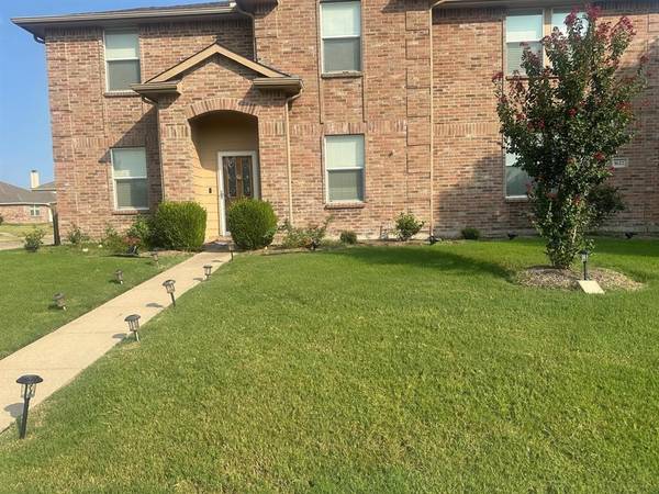 1622 Pheasant Creek Drive, Wylie, TX 75098