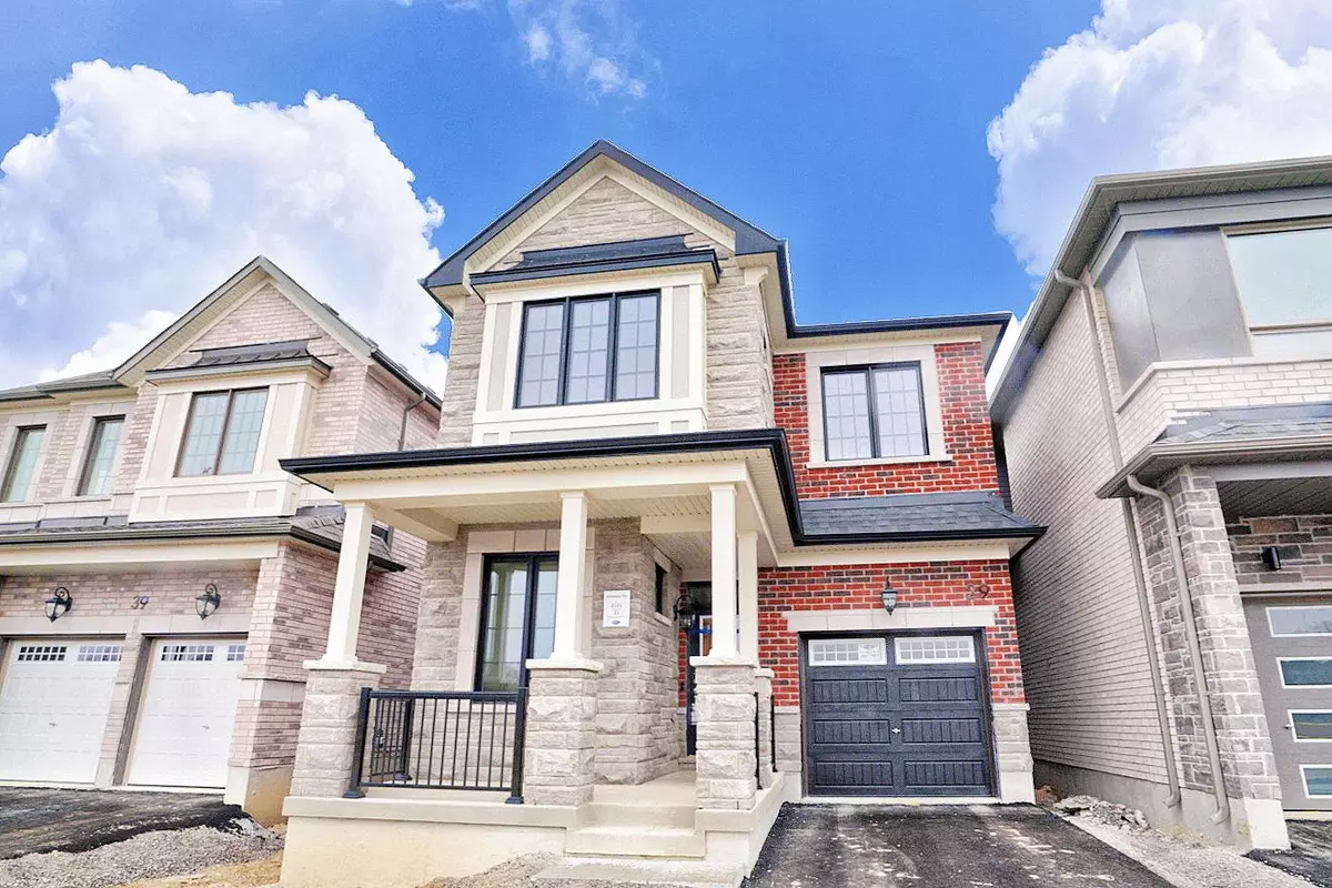 Markham, ON L6C 3M2,29 BERCZY MANOR CRES